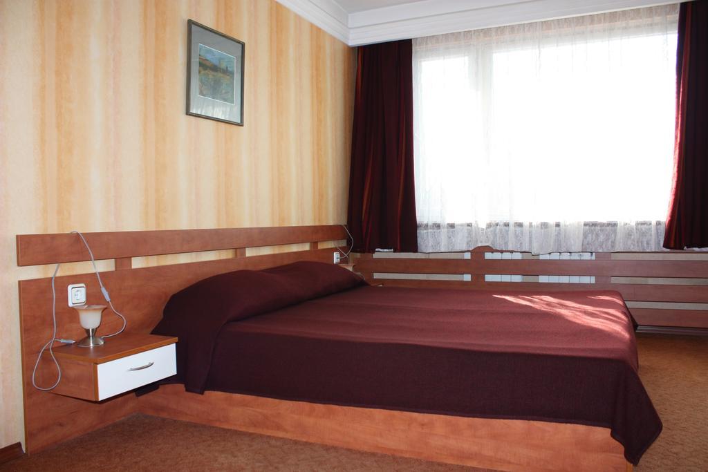 Hotel Of Bulgarian Academy Of Sciences Sofia Room photo